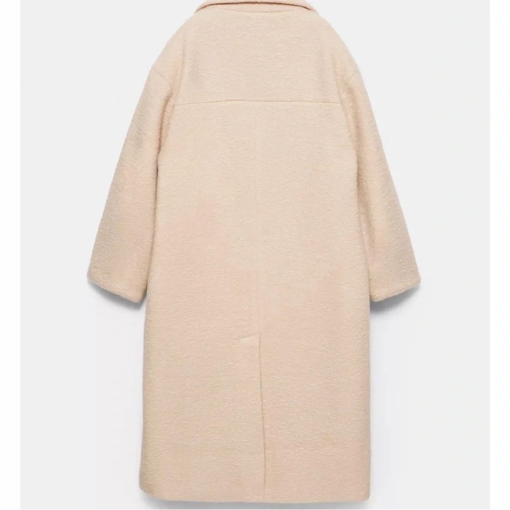 Pull and bear Long Coat Beige (bouclé) - Picture 7 of 9